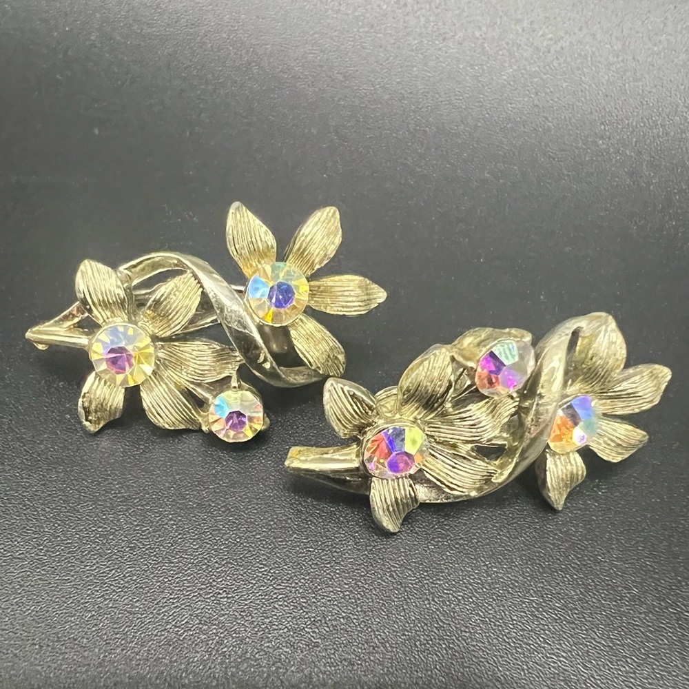 AB Finish Flowers Coro Costume Jewelry Vintage Earrings